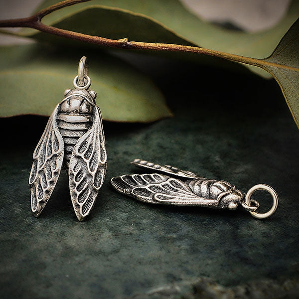 Cicada Charm - Poppies Beads n' More