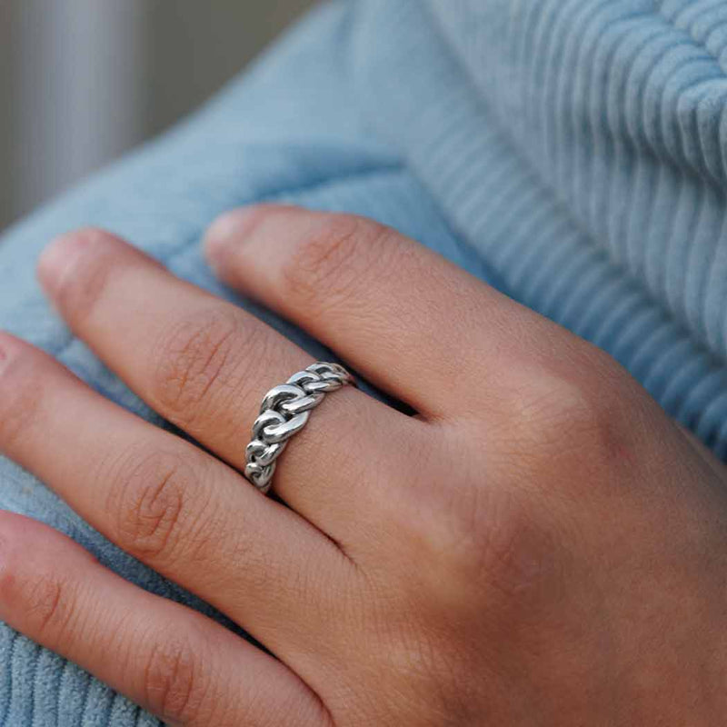 Sterling Silver Graduated Chain Link Ring