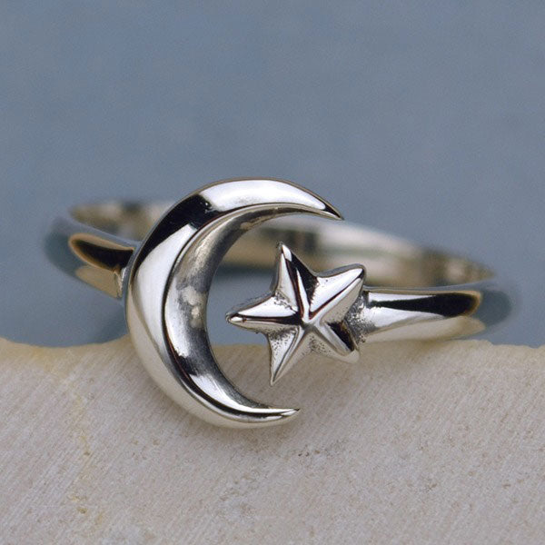 Sterling Silver Adjustable Star and Moon Ring - Poppies Beads n' More