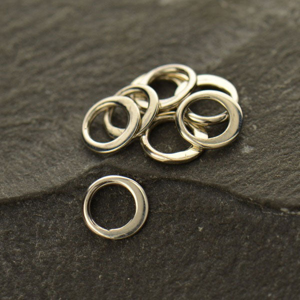 Tiny Half Hammered Circle Link - Poppies Beads n' More